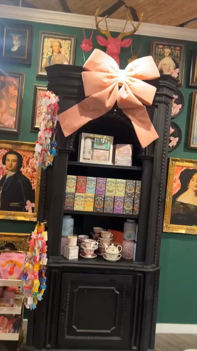 Pinkitzel Cupcakes and Candy - Candy Stores Near Me - McKinney, Texas