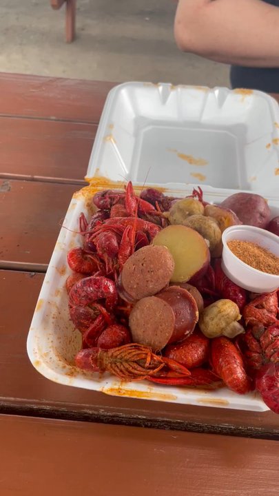 Phil's Crawfish - Seafood Near Me - Katy, Texas