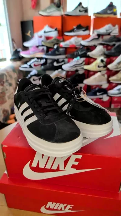Adidas VL Court Bold - Women UK 4 EUR 36 2/3 Brand New No Box