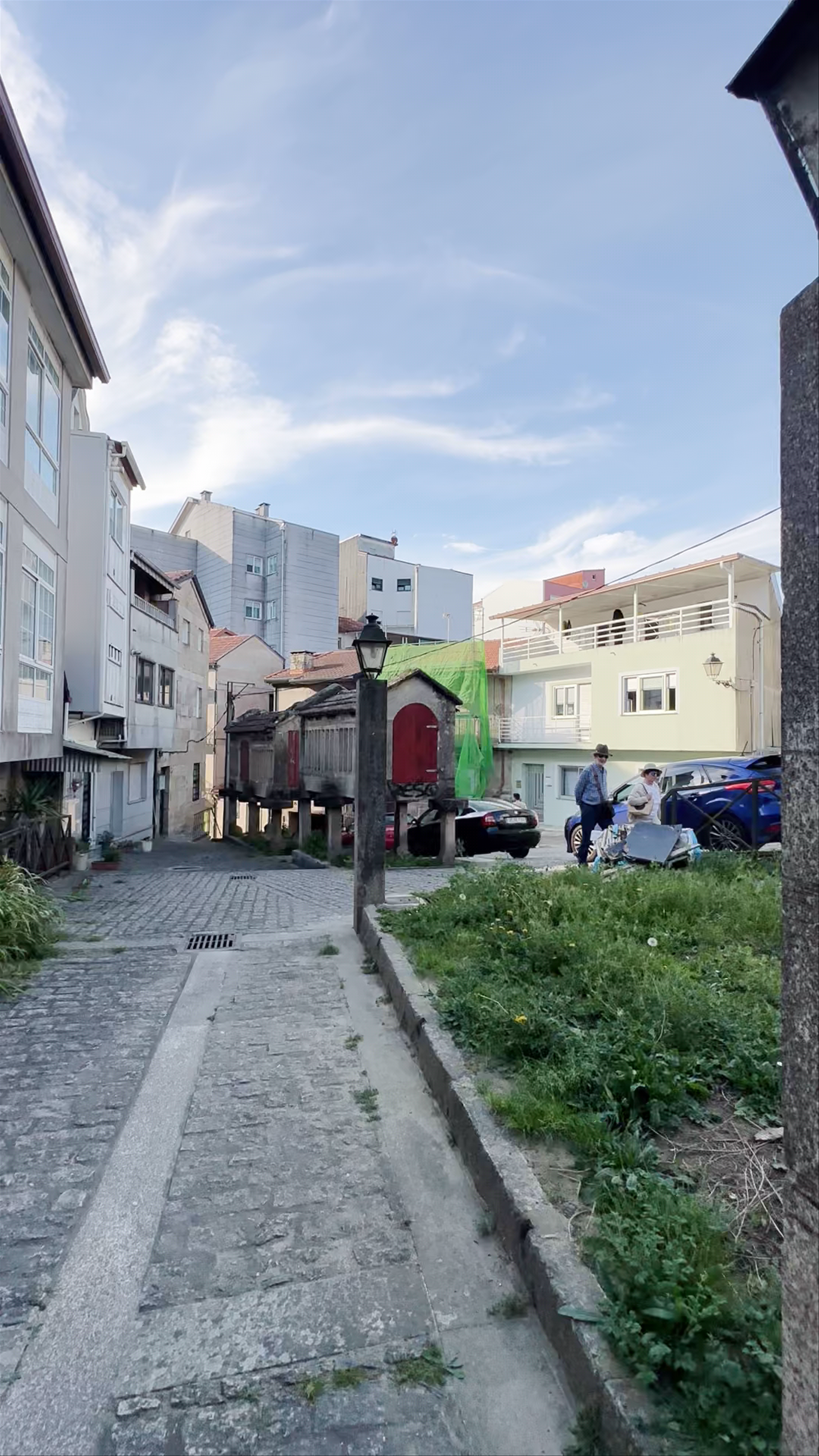 Hórreos de Redondela: Timeless Granaries Amidst Quiet Streets