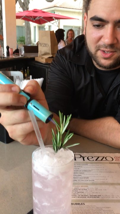 Prezzo Italian Restaurant & Bar - Palm Beach Gardens - Drink special: Woman taken by the wind, DELICIOUS!! - Italian Near Me - Palm Beach Gardens, Florida