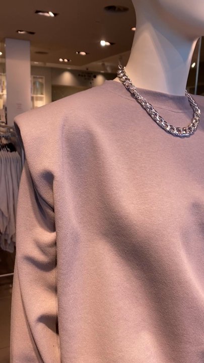 H&M - I initially thought this outfit was super weird...  and then I went back and bought it later.  So cute!!! - Accessories Near Me - San Diego, California