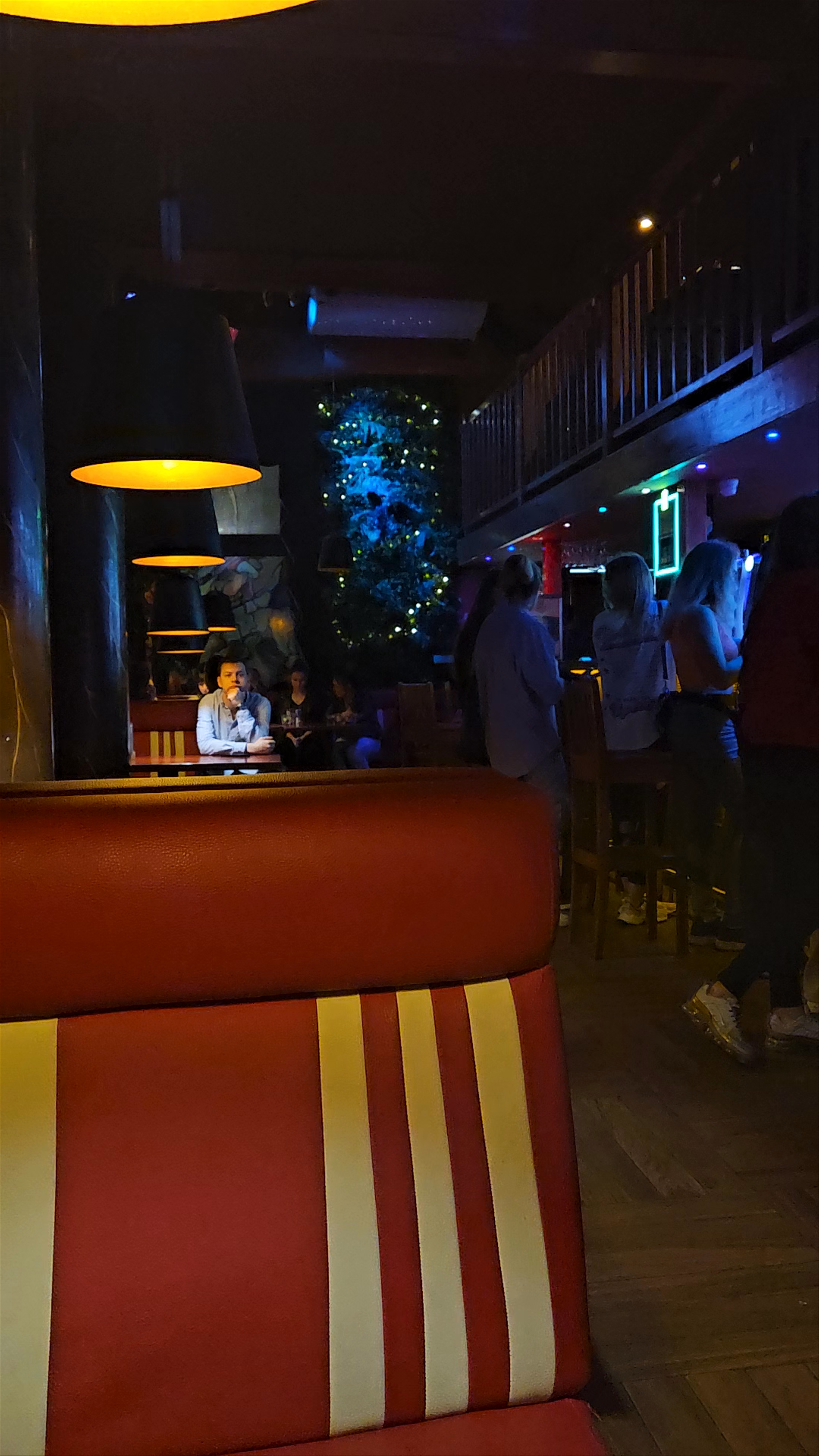 Robin Bar