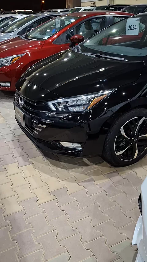 Nissan Sunny SL 2024