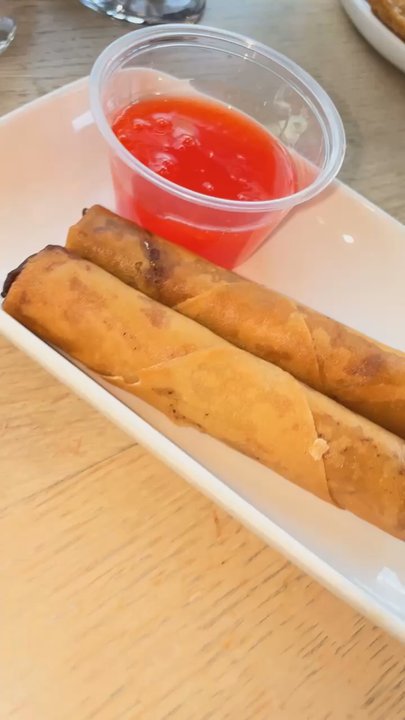 Zavy Kitchen - Egg Egg Rolls (2) Crab Crab Rangoons (4) - Vietnamese Near Me - Des Moines, Iowa