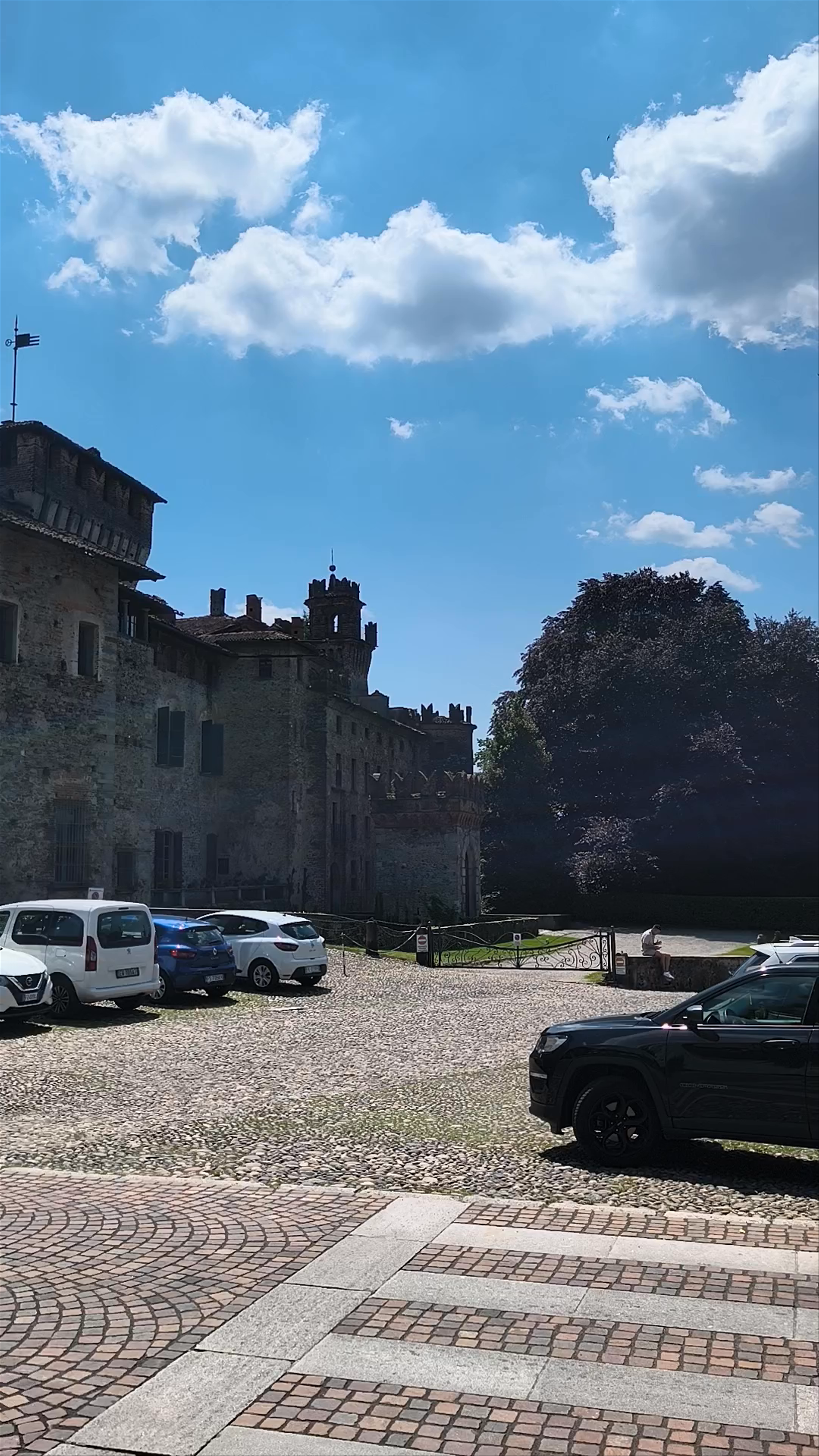 Castello Visconti di San Vito: Historic Elegance in Somma Lombardo
