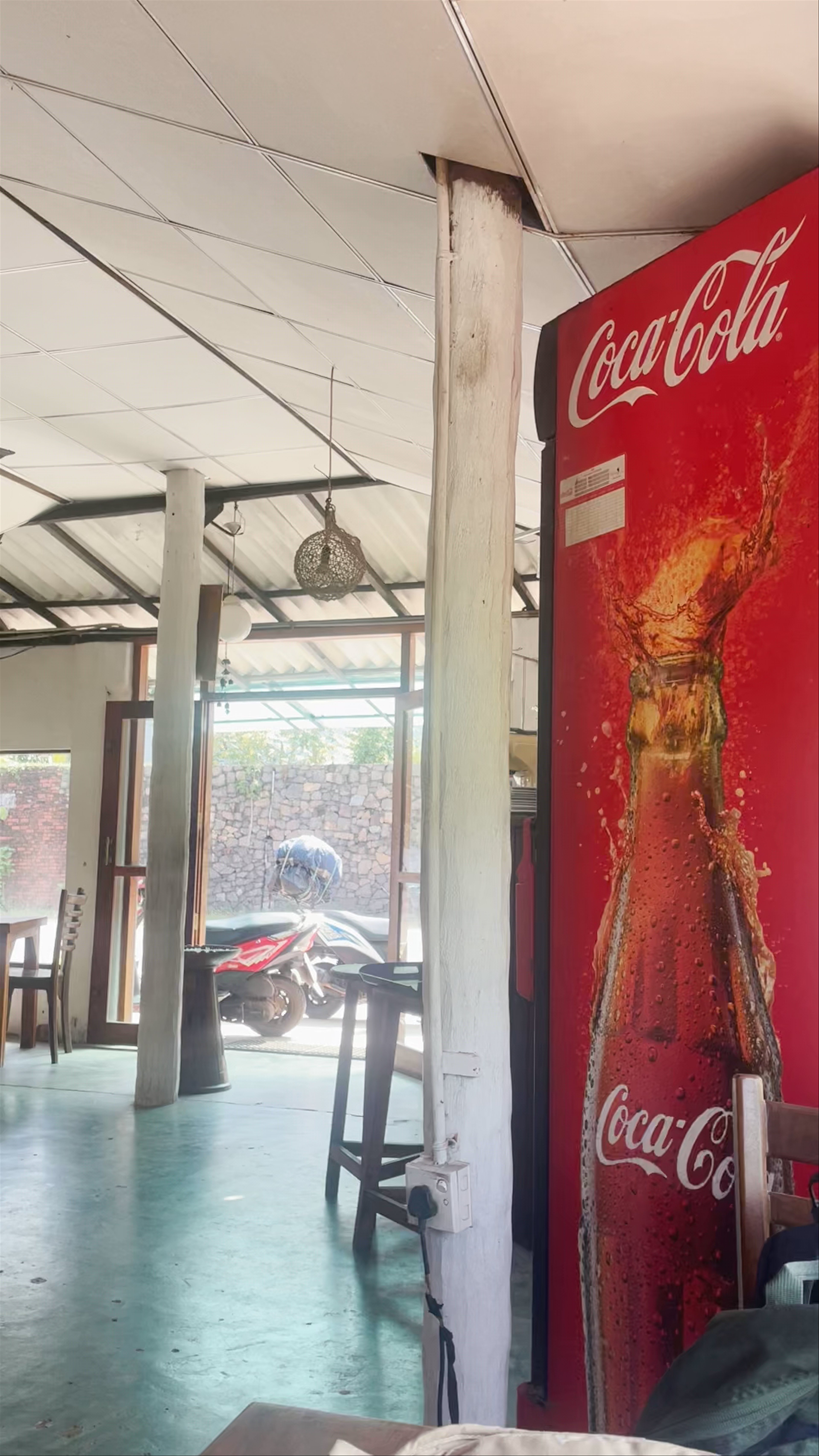 Dulvin Cafe & Restaurant