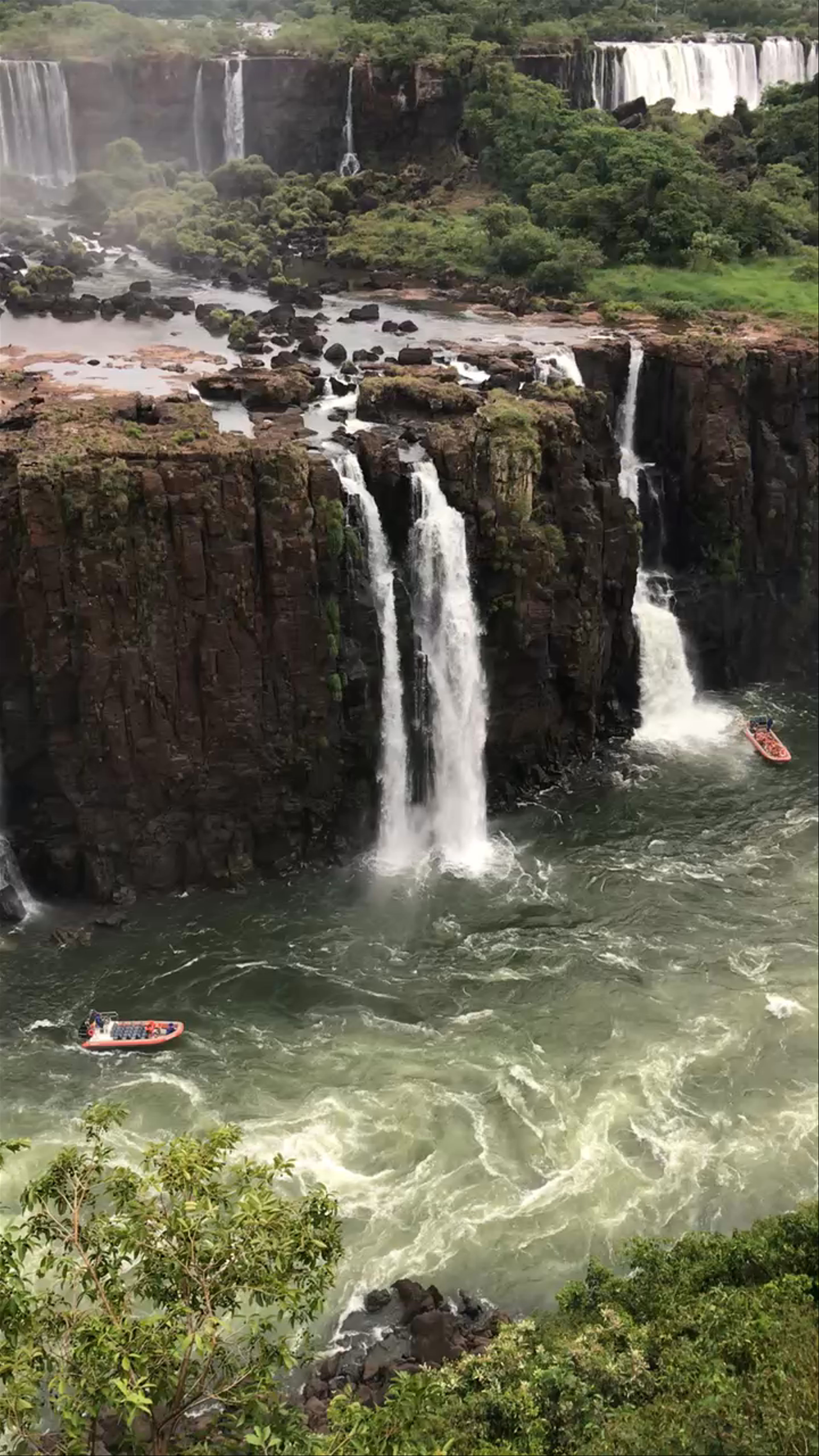 Camino de las Cataratas Brasileñas - Foz do Iguaçu, State of Paraná, Brazil