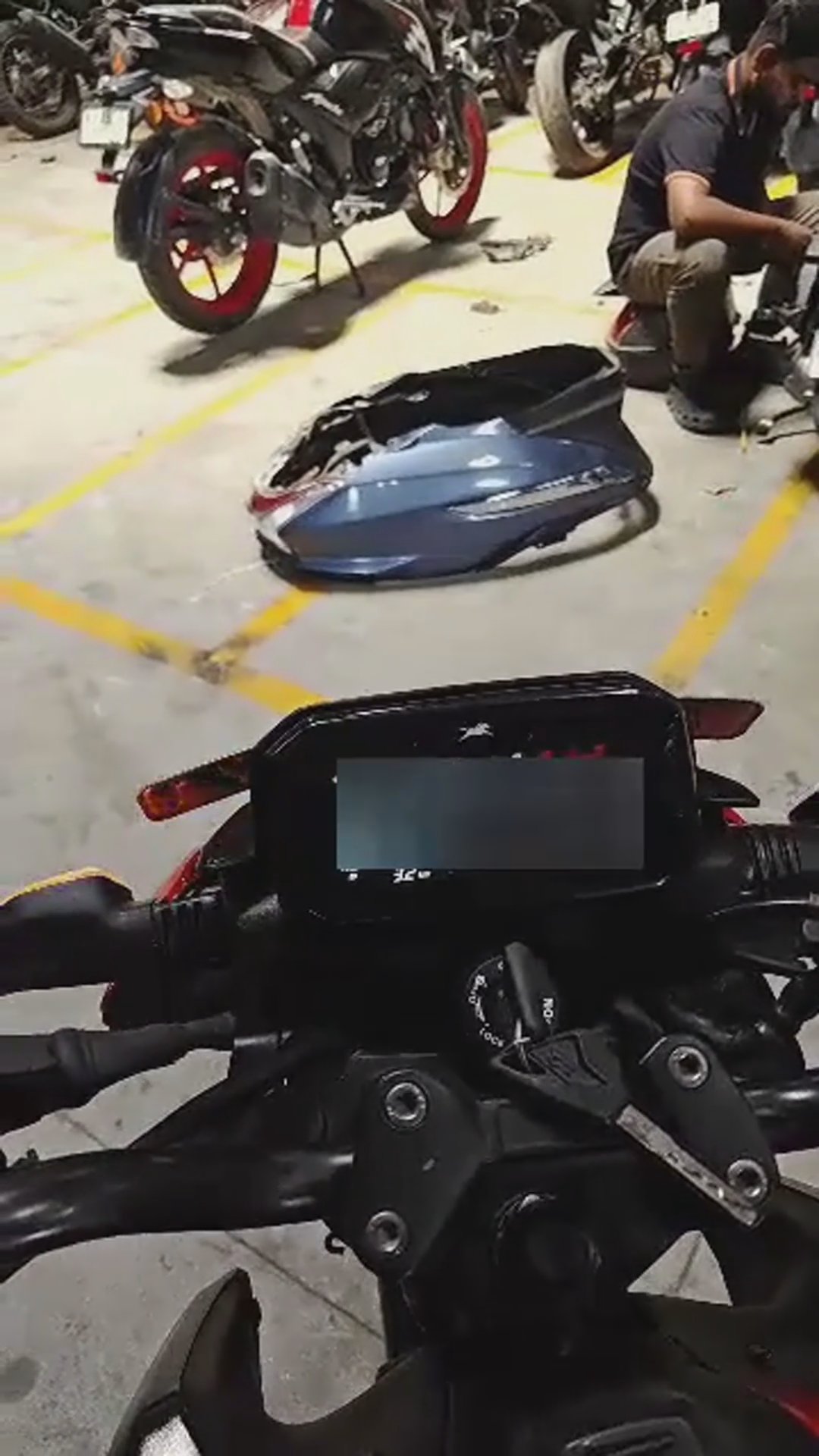 Walk-around video thumbnail