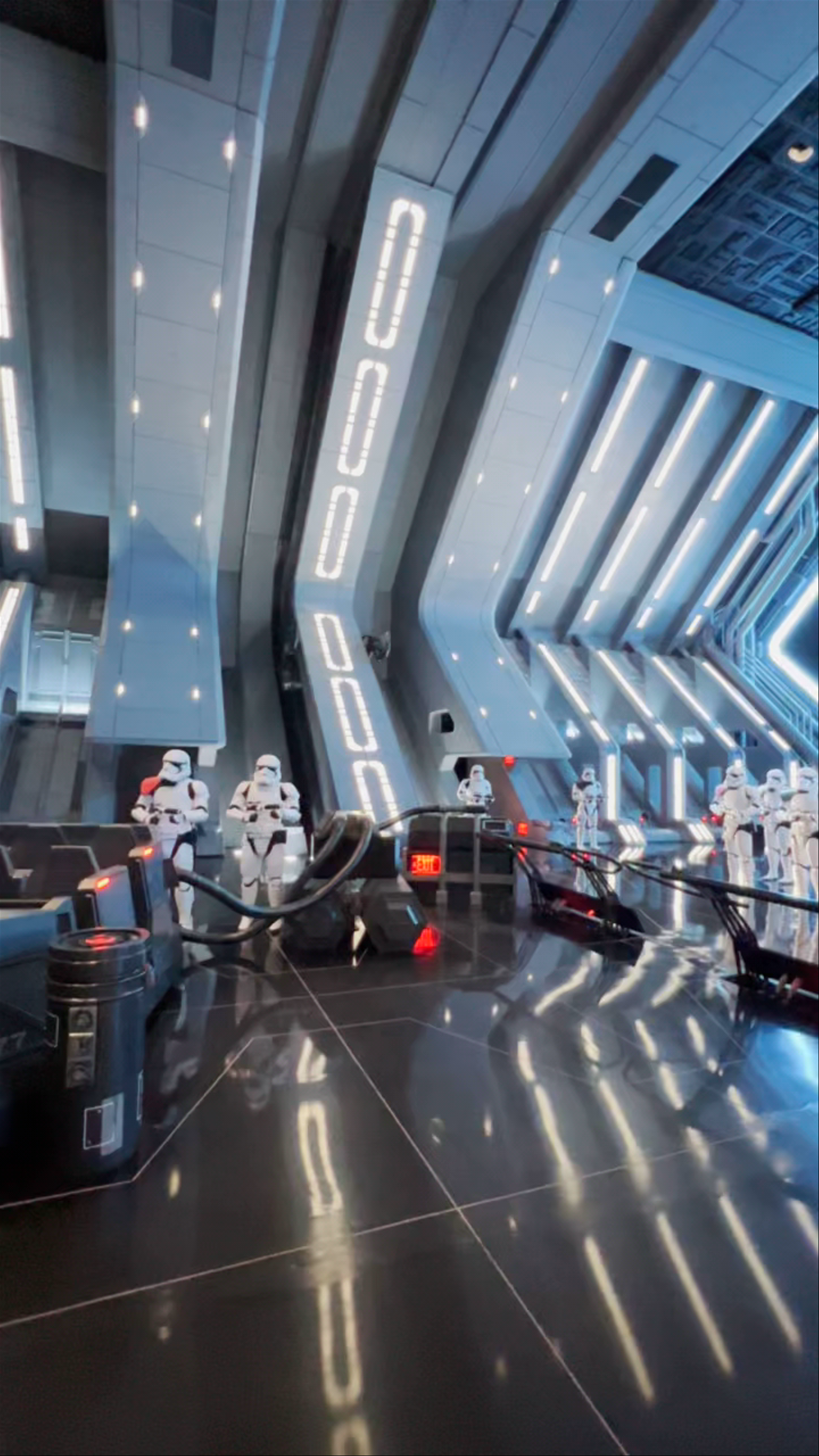 Star Wars: Galactic Starcruiser