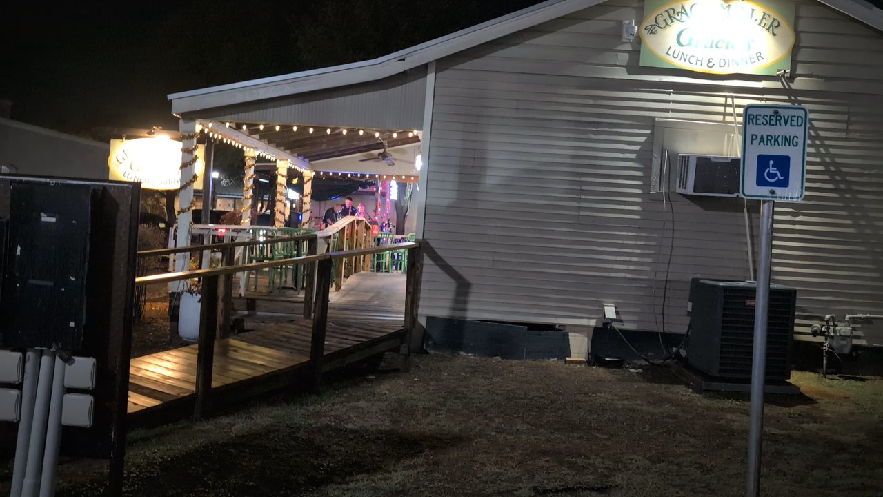 The Grace Miller Gracie's - Comfort Food Near Me - Bastrop, Texas