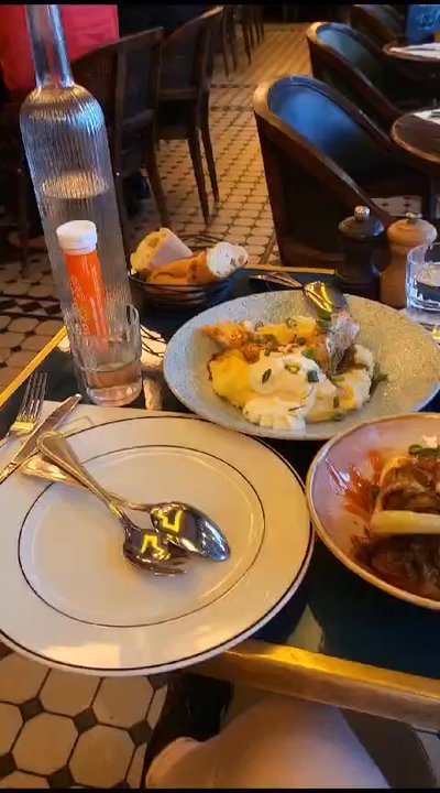 Le Sancerre - Brasseries Near Me - Paris, 75