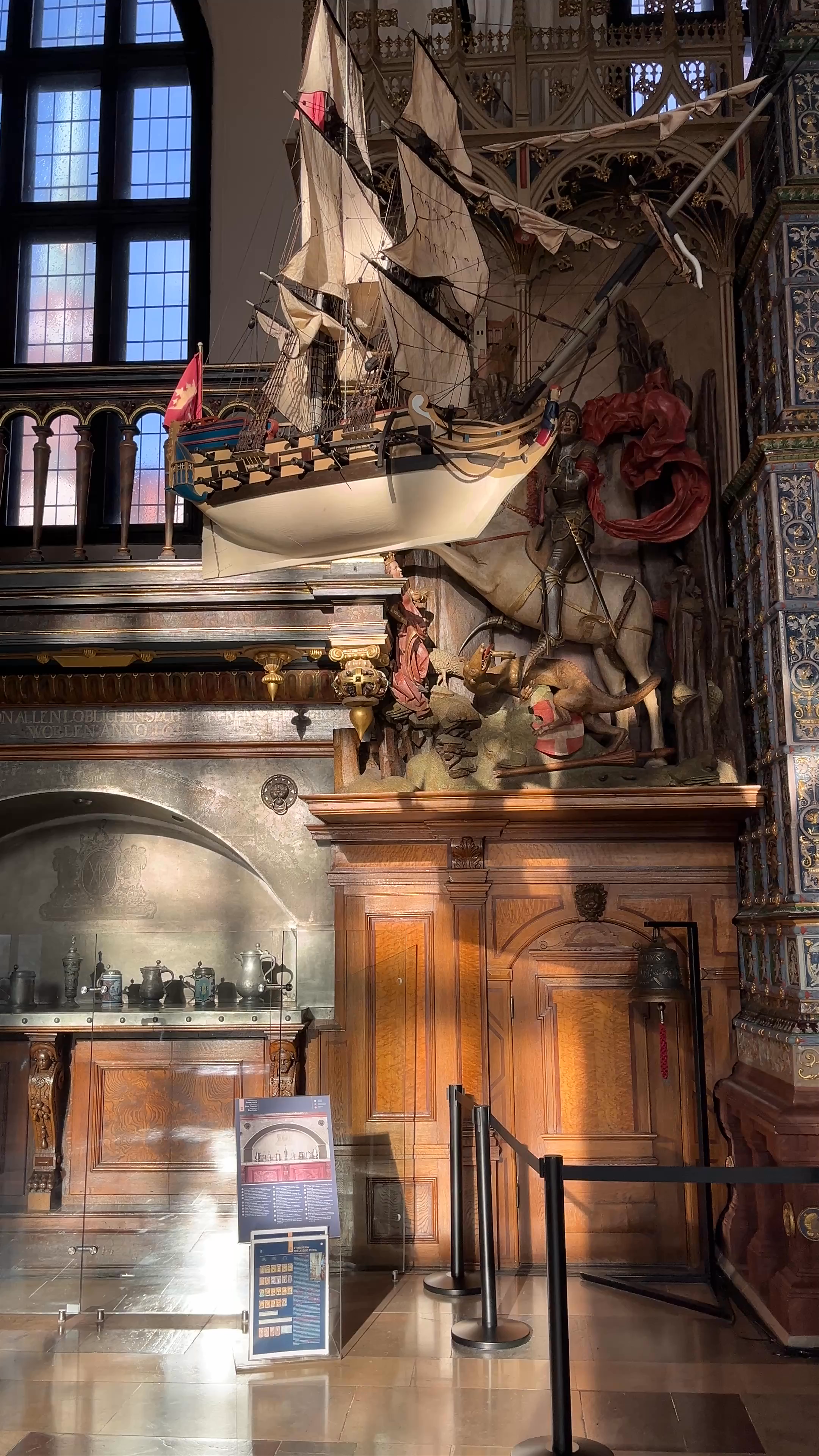 Dwór Artusa. Oddział Muzeum Gdańska