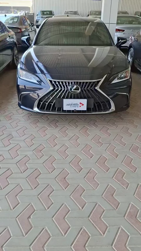 لكزس ES 250 2023