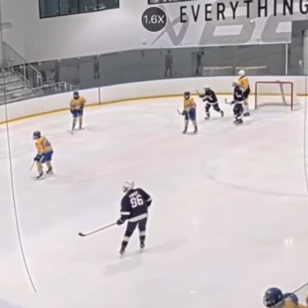 Noah Mason working through screens on a PK