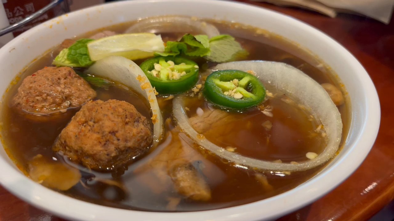 MoPho - Tough beef pho. Very disappointed - Vietnamese Near Me - Kenner, Louisiana