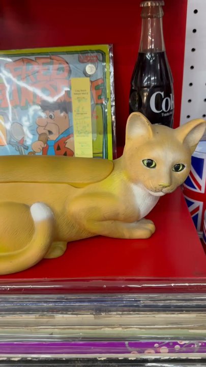 Long Beach Antiques - Take your calls in feline fashion - Antiques Near Me - Long Beach, California