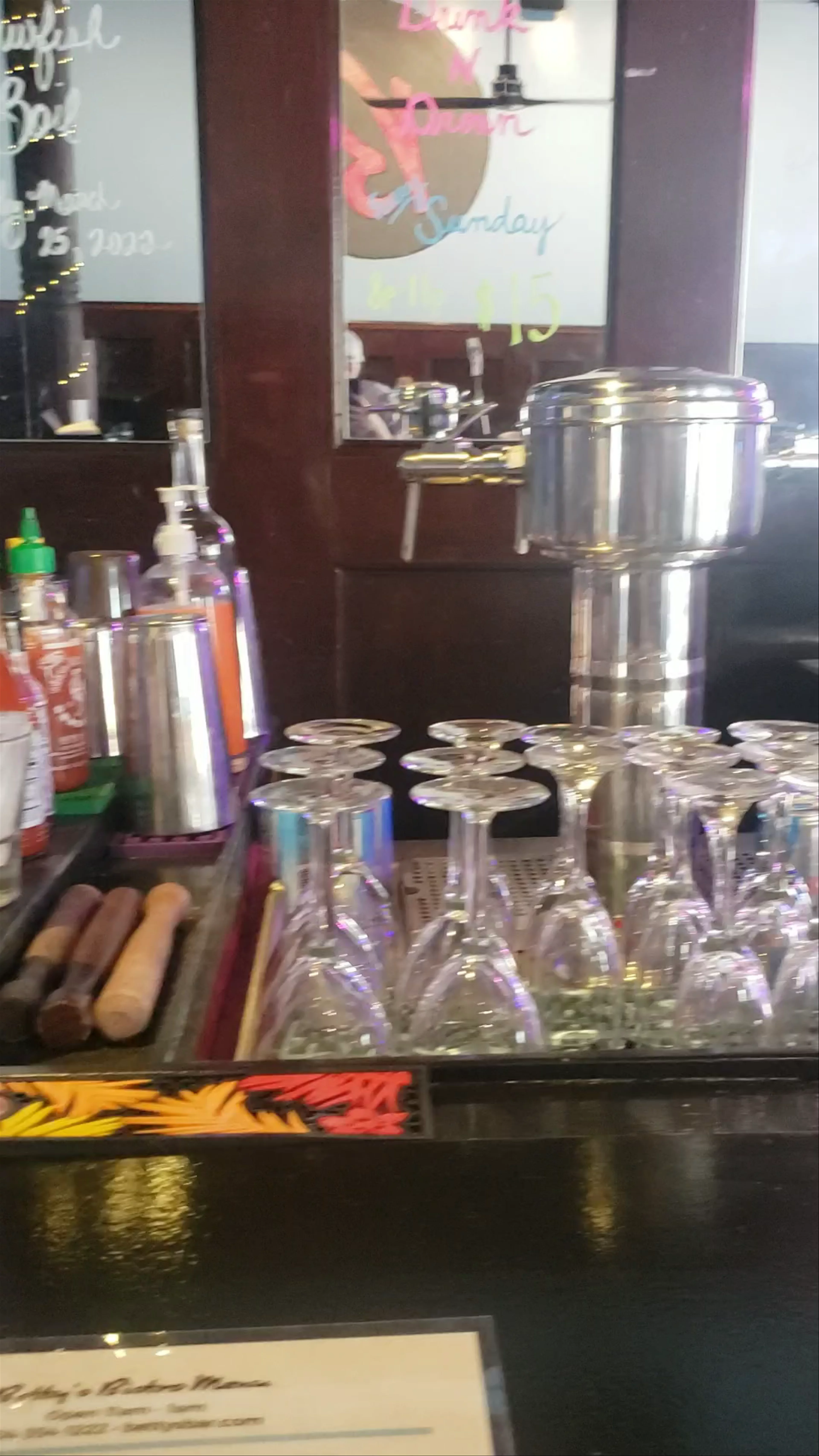 Betty's Bar & Bistro