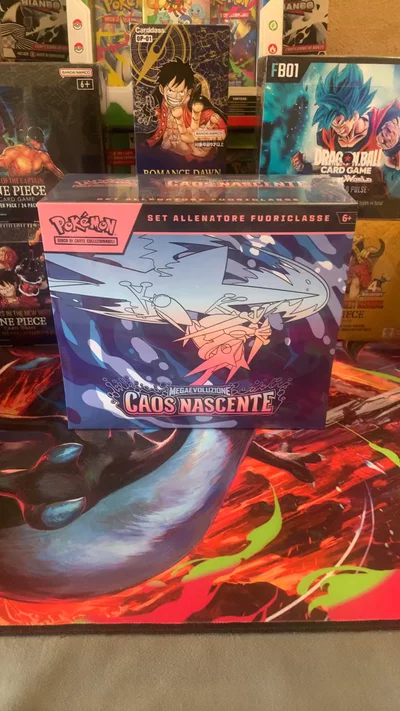 Pokemon Etb Mega Evoluzione Caos Nascente imagen 1