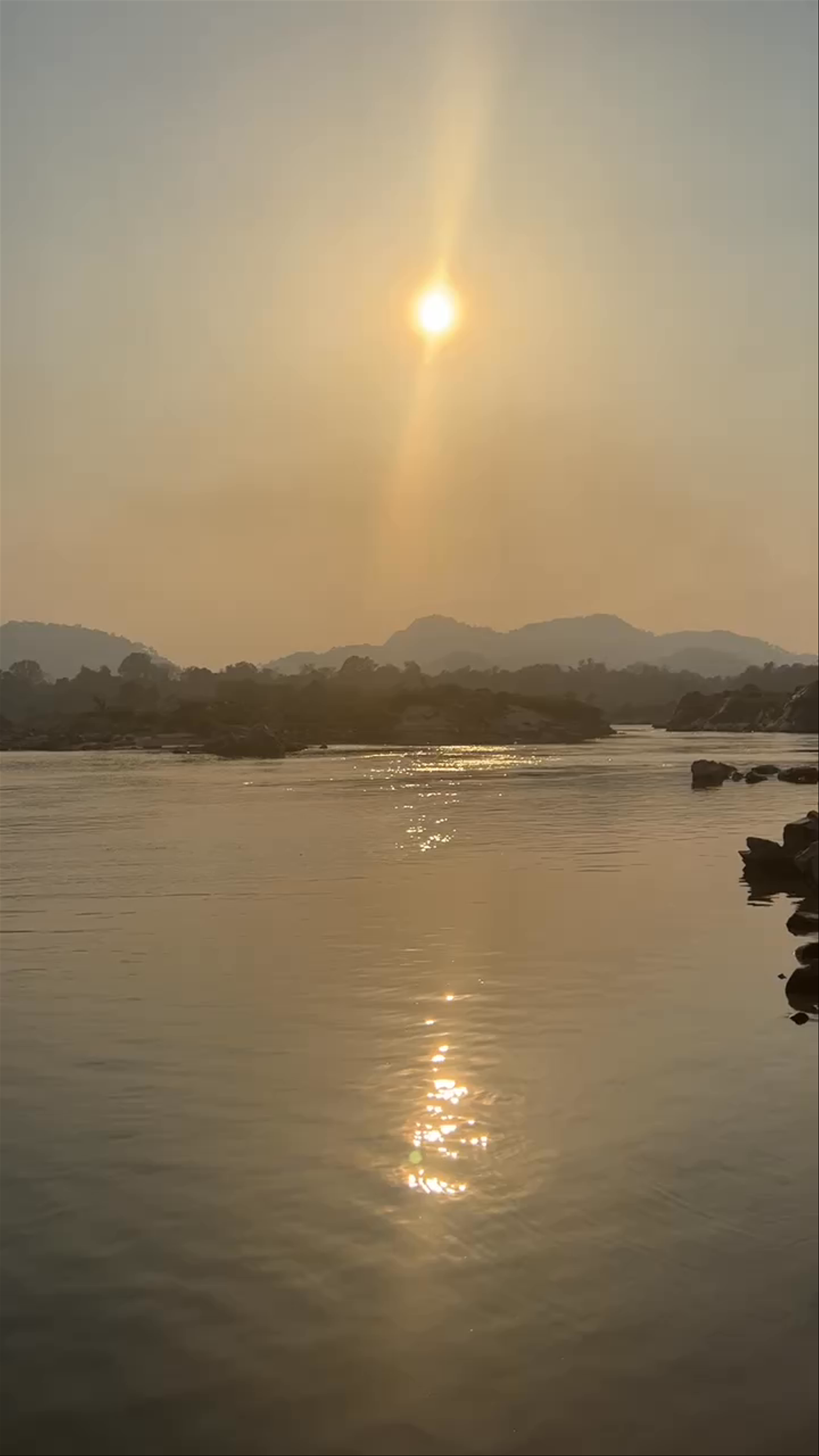 Khon tai Beach