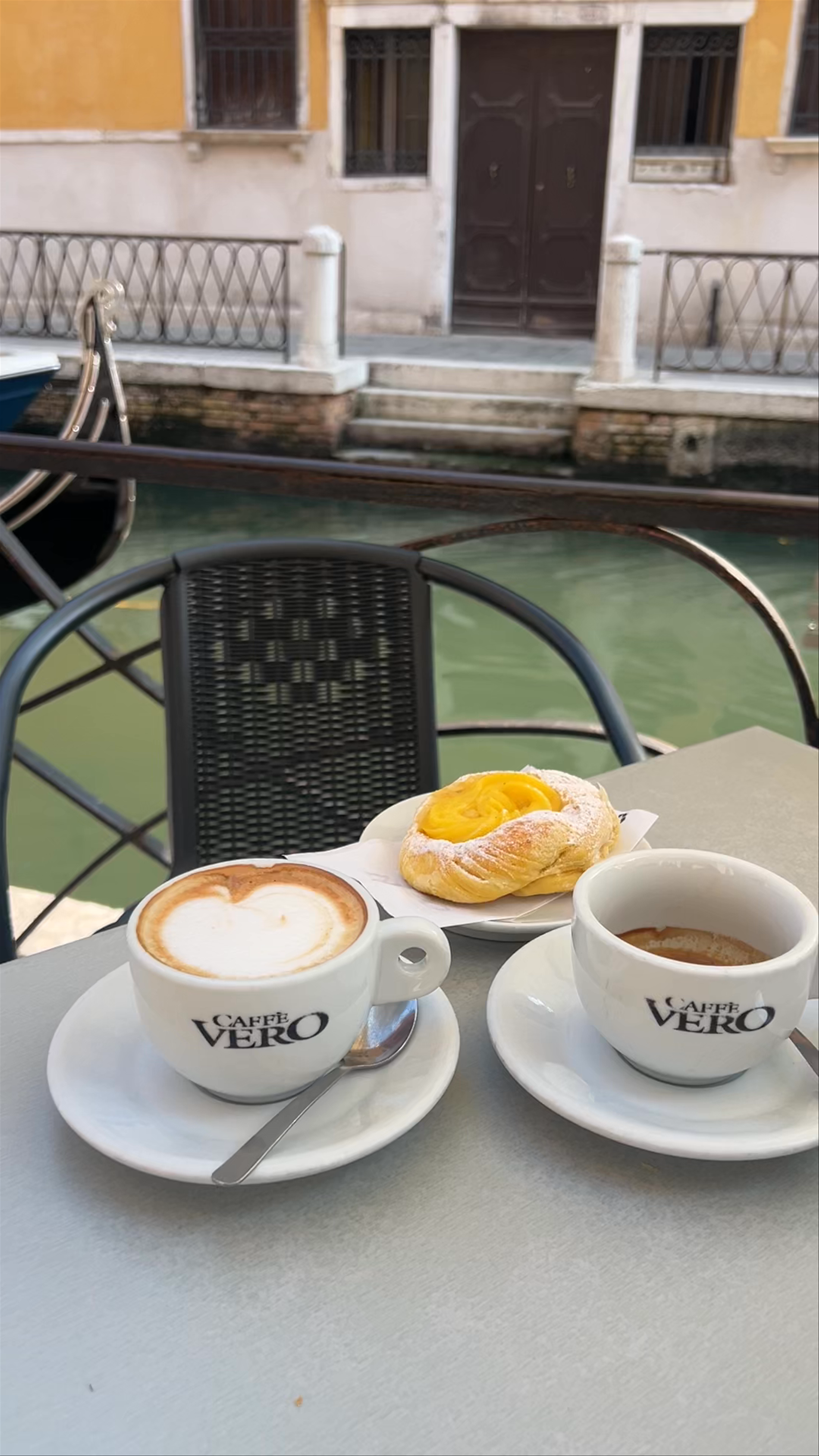 Venetian Coffee Moment at Pasticceria Rio Marin