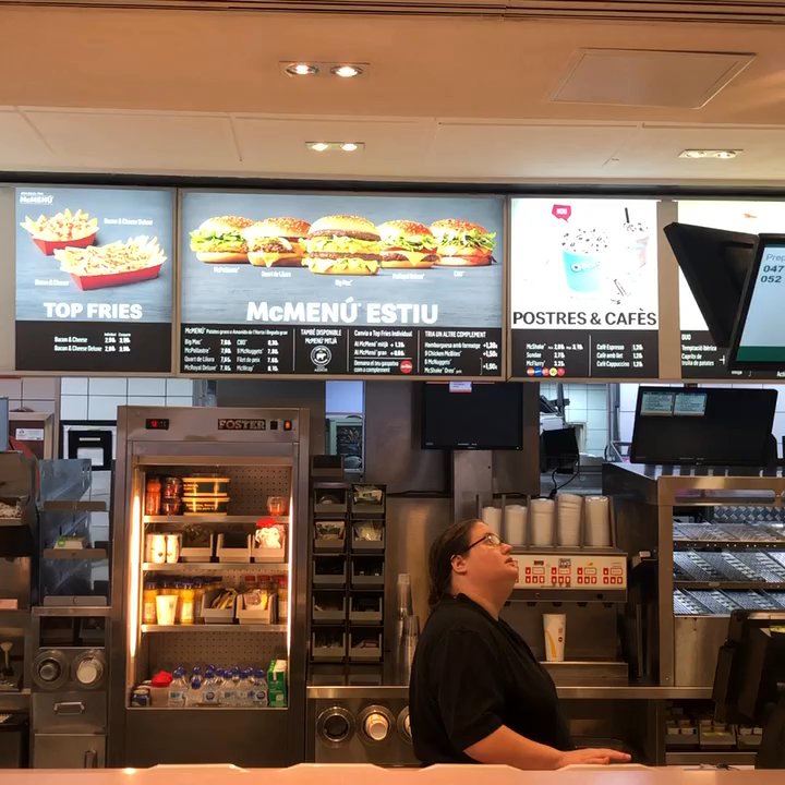 McDonald's - Fast Food Near Me - Barcelona, B