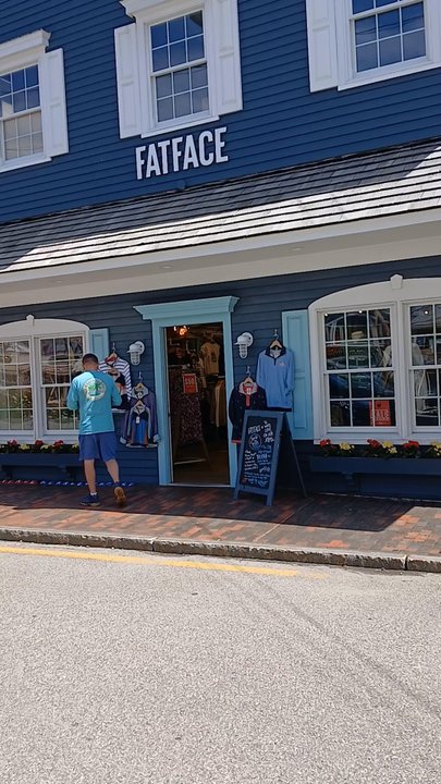 Dock Square Coffee House - Coffee & Tea Near Me - Kennebunkport, Maine