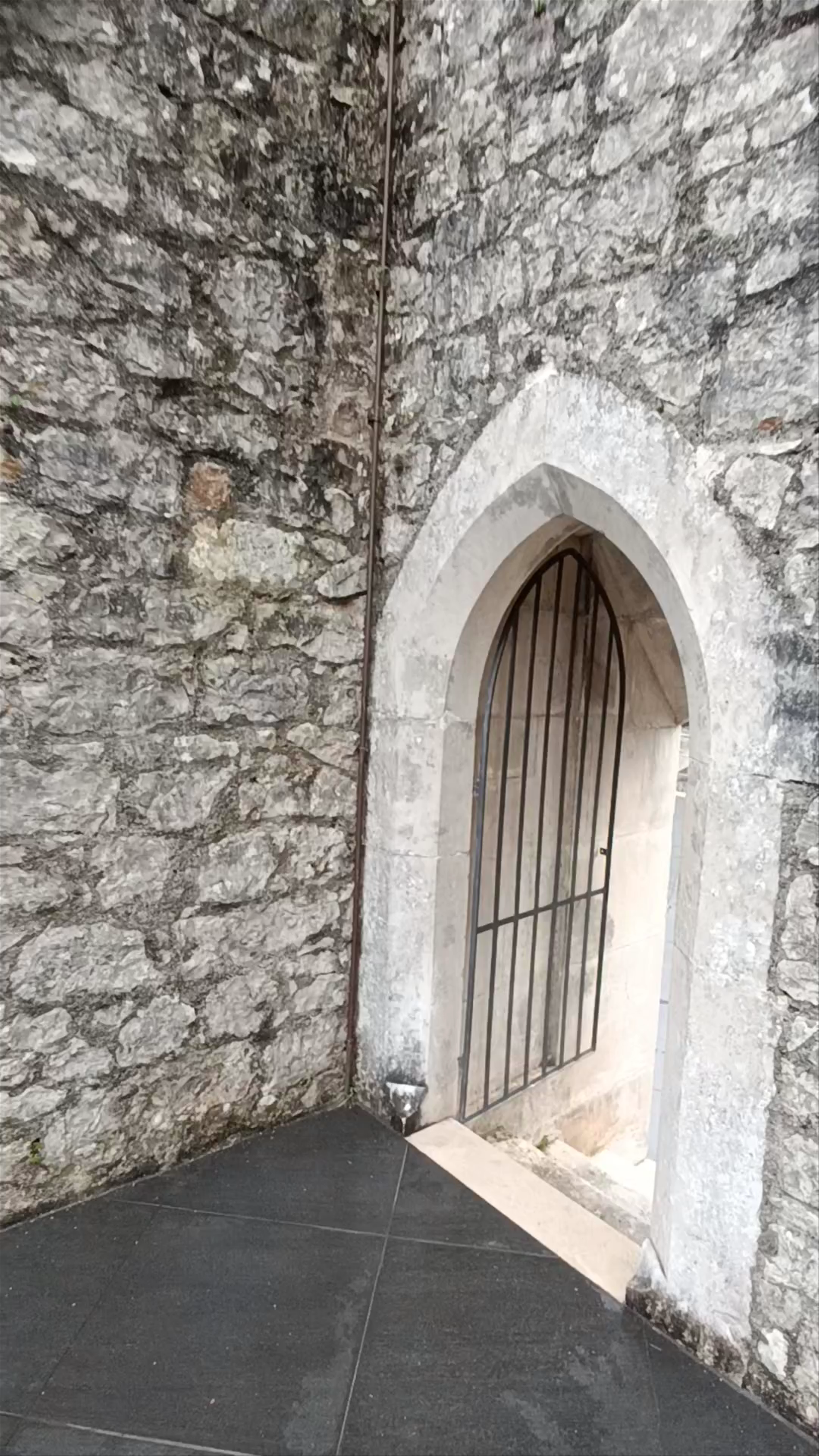 Castelo De Porto De Mós