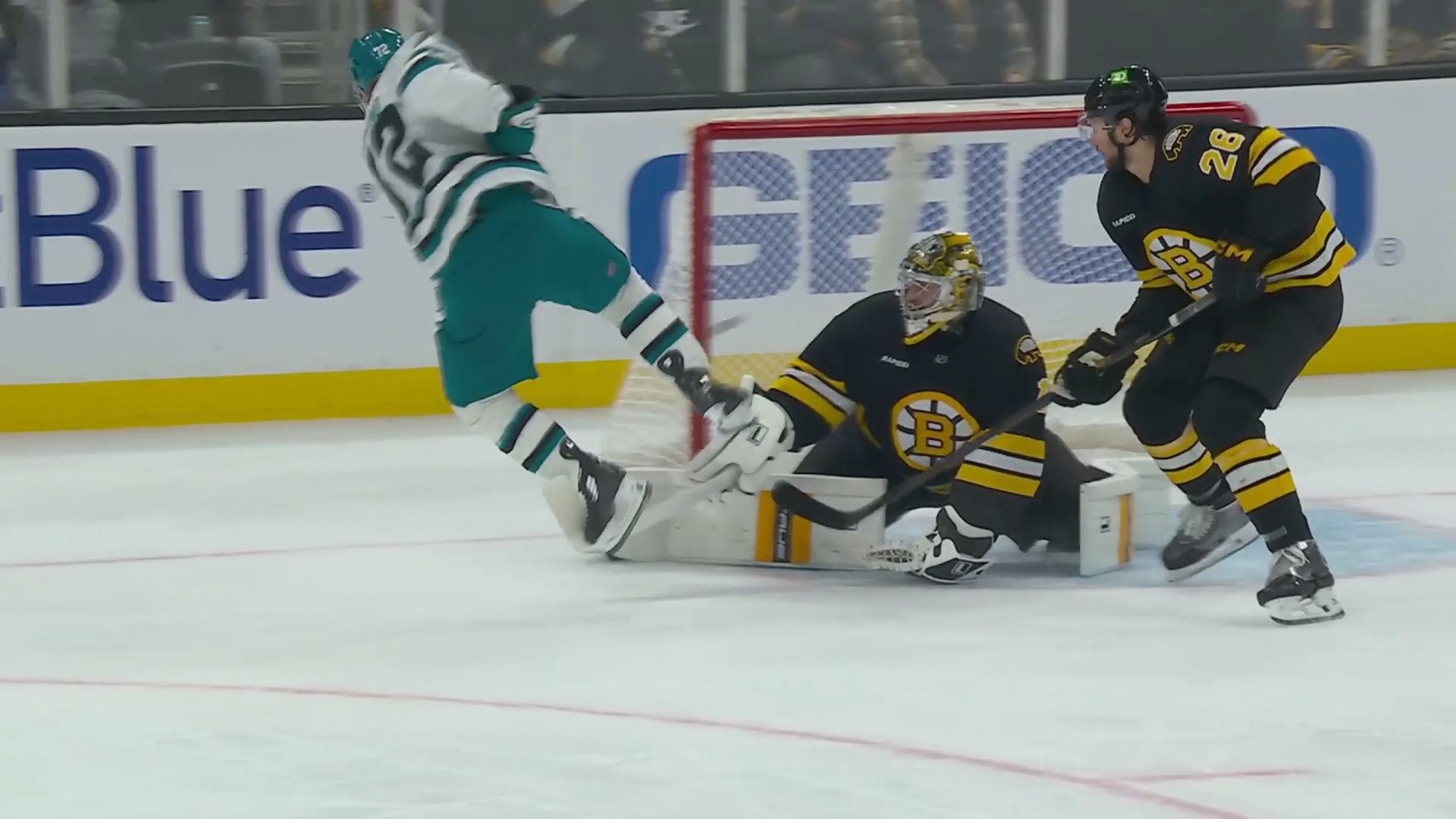 WOW! Eklund adds acrobatic goal for Sharks · Mar 12, 2026