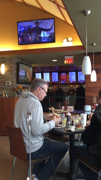 The Patio - Nice atmosphere - Barbeque Near Me - Darien, Illinois