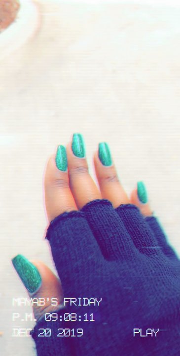 D Nail Spa - Christmas nails - Nail Salons Near Me - Dallas, Texas