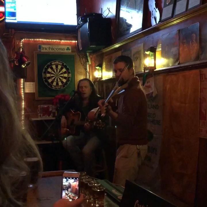 Paddy Barry's - Awesome Irish singer/guitarist and fiddler - Irish Near Me - Quincy, Massachusetts