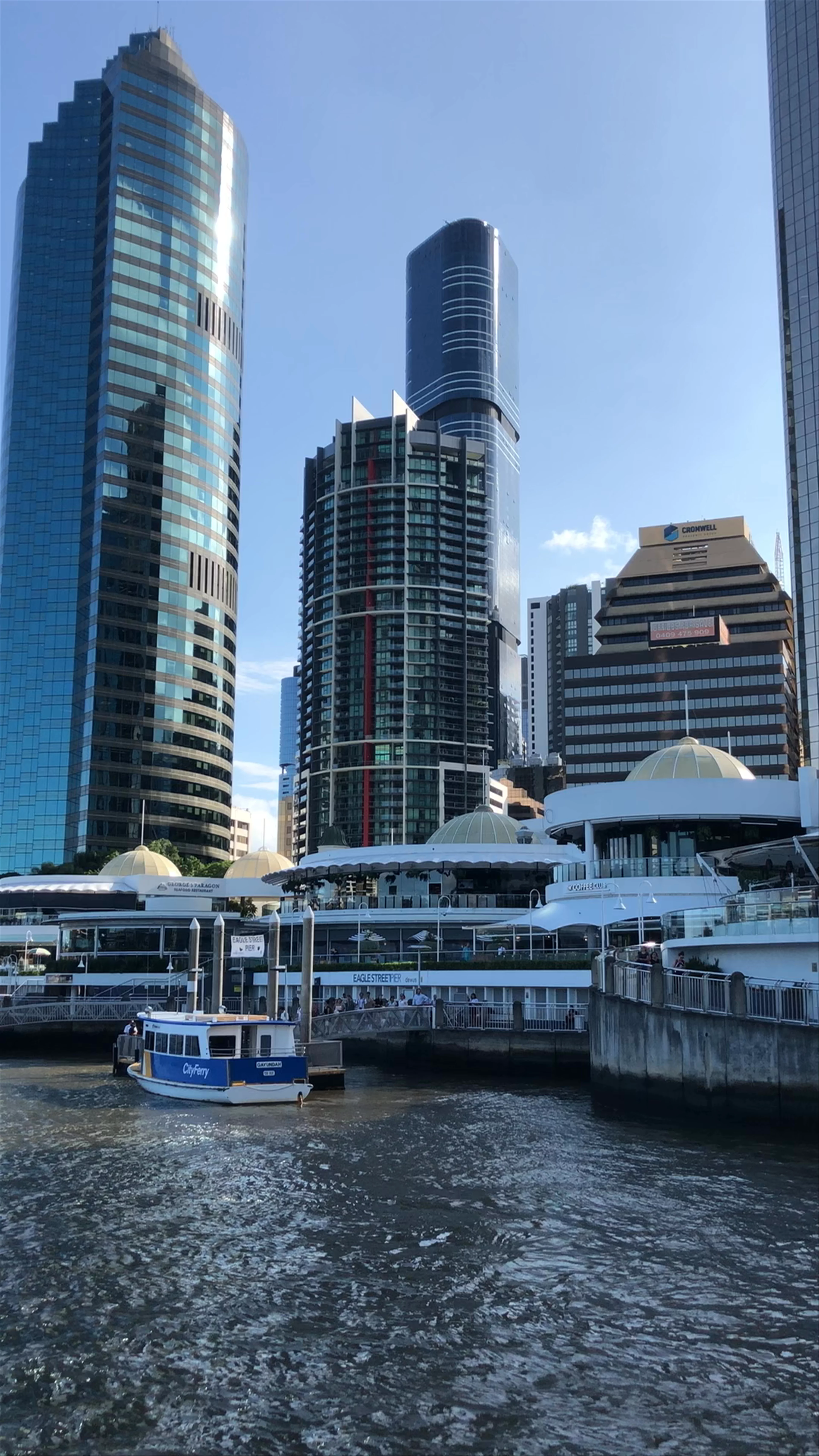 Eagle Street Pier