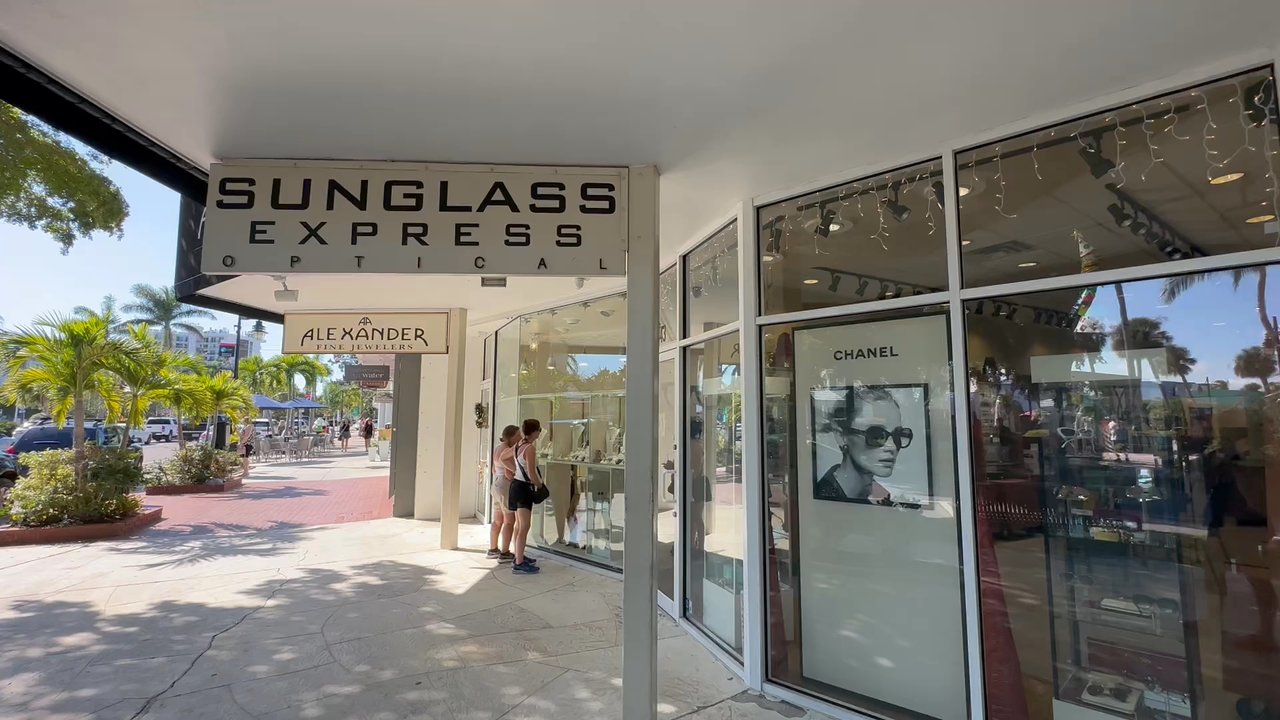Sunglass Express Optical - Excellent shop.   I see endless possibilities here - Sunglasses Near Me - Sarasota, Florida