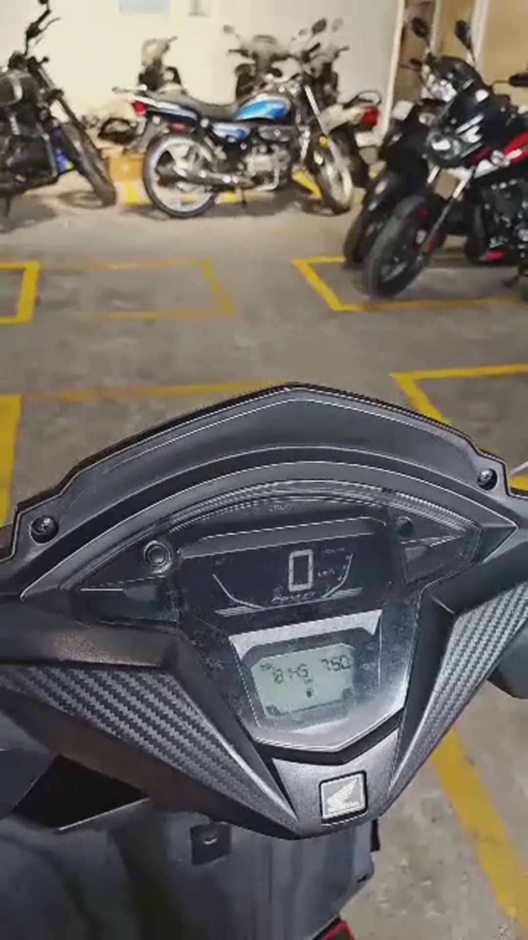 Walk-around video thumbnail