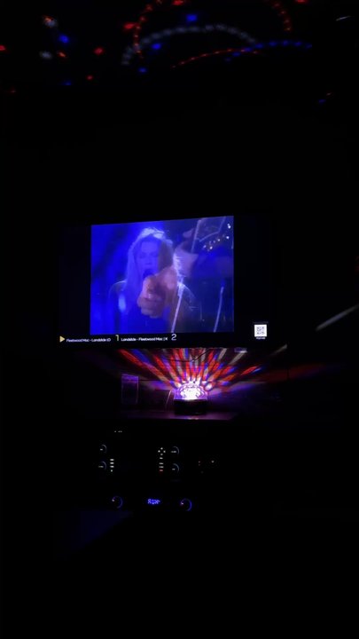 Max Karaoke Studio - Fleetwood Mac - Karaoke Near Me - Los Angeles, California