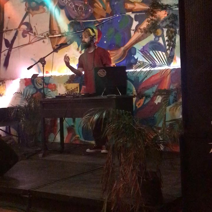 Mora Mora - Fun crowd - Pizza Near Me - Cancún, ROO