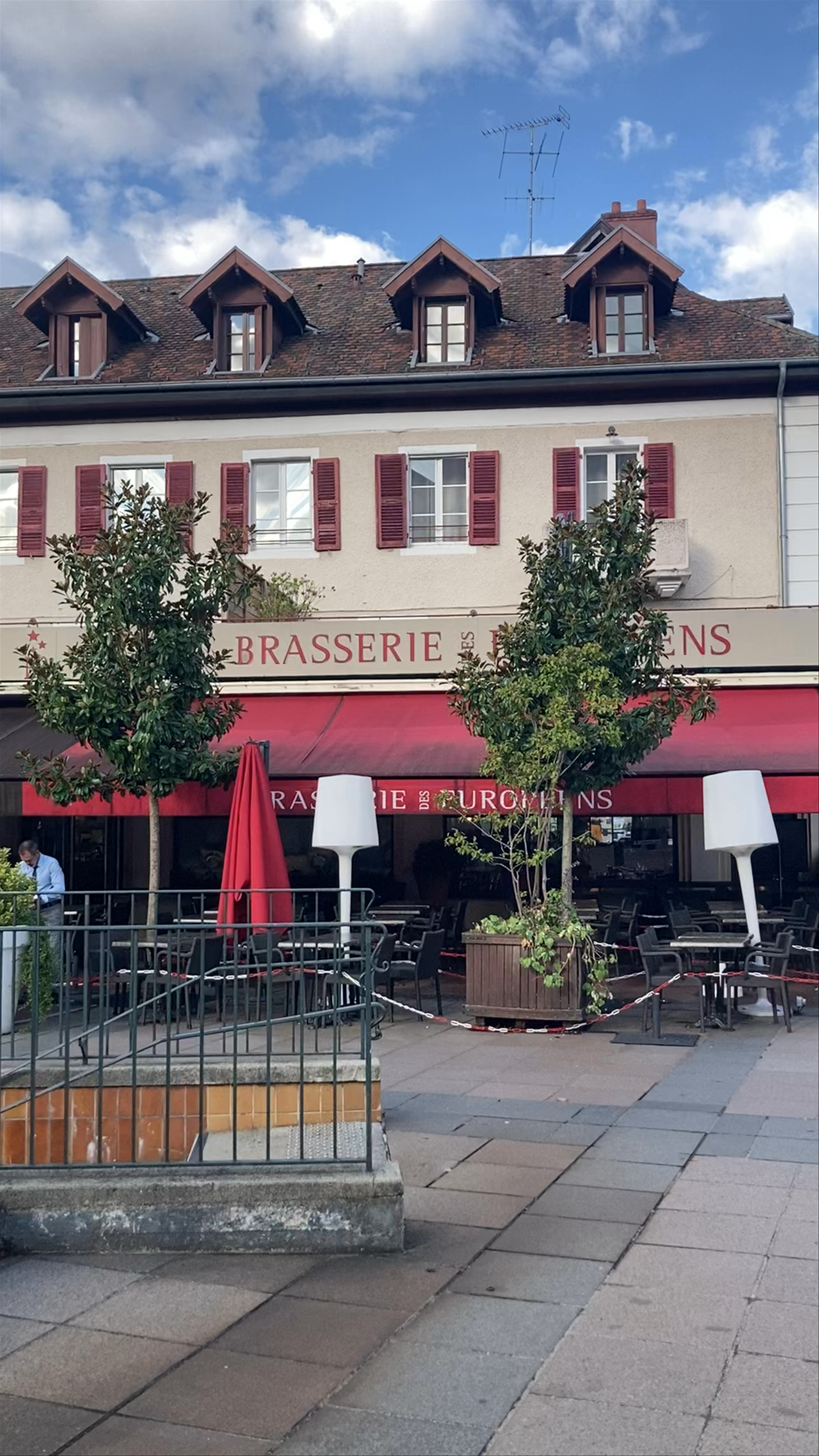 Église Saint Maurice: Historic Tranquility in Annecy's Heart