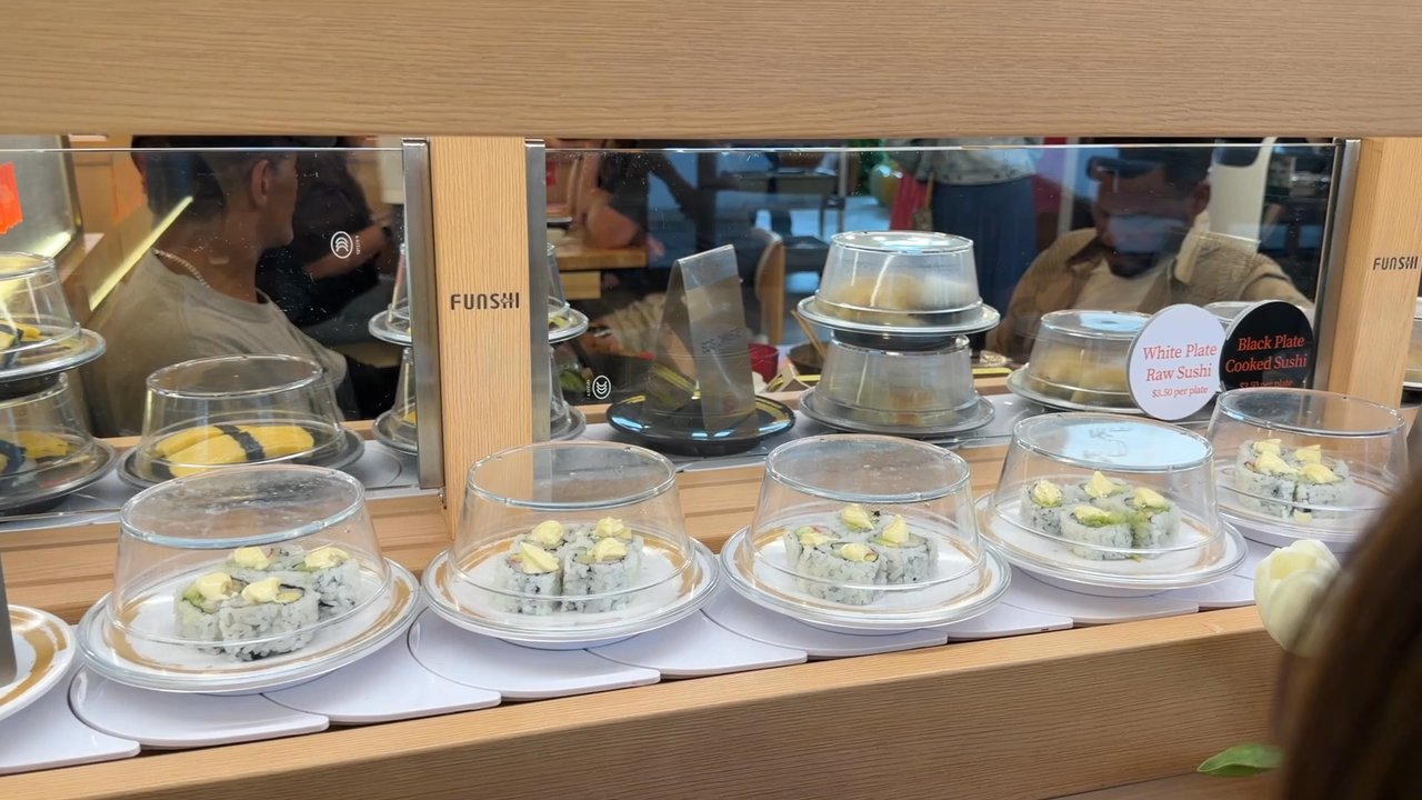 FUNSHI SUSHI - Updated July 2026 - 46 Photos & 34 Reviews - 2101 ...