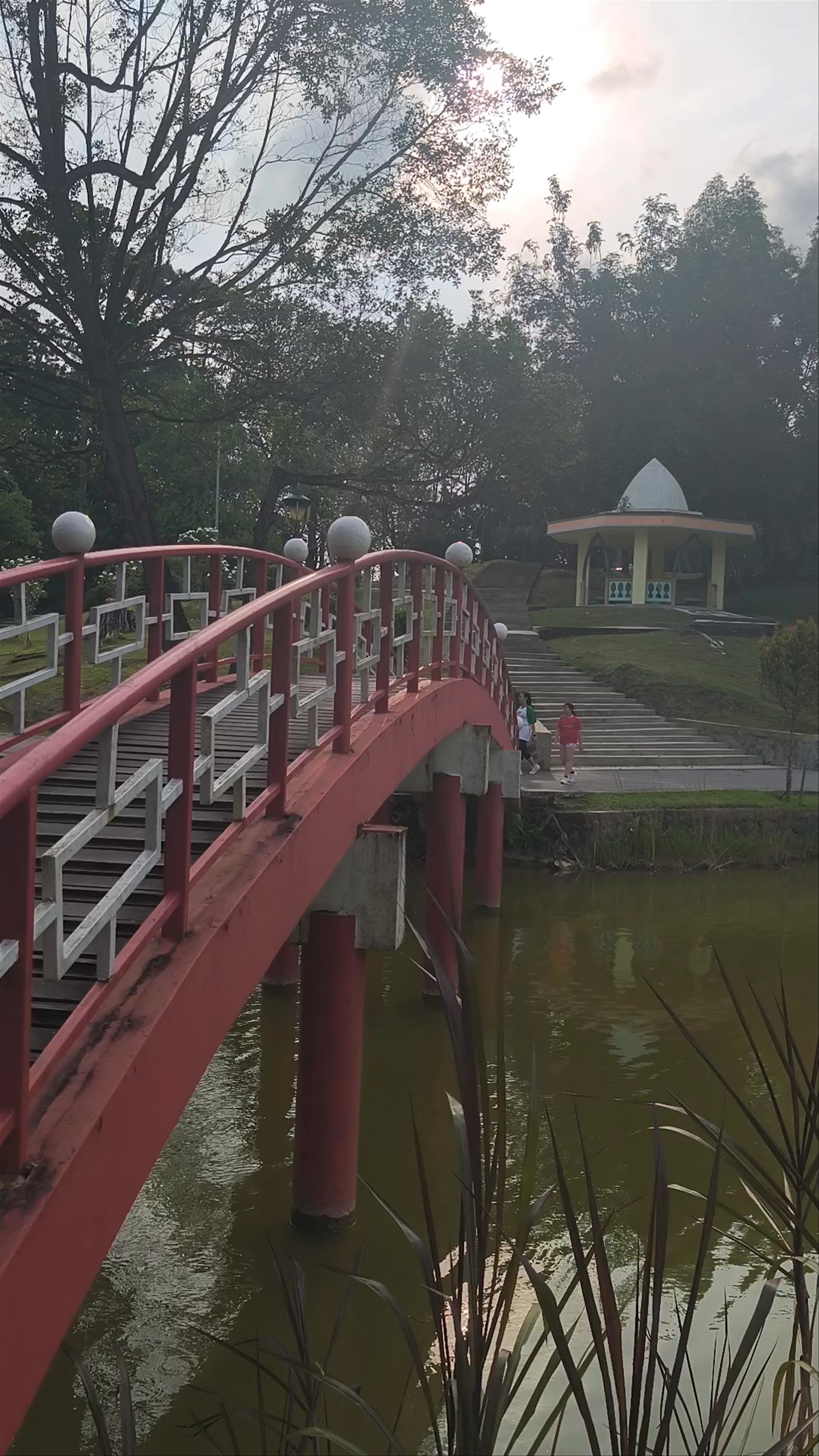 Taman Perpaduan: Serene Riverside Escape in Kuching