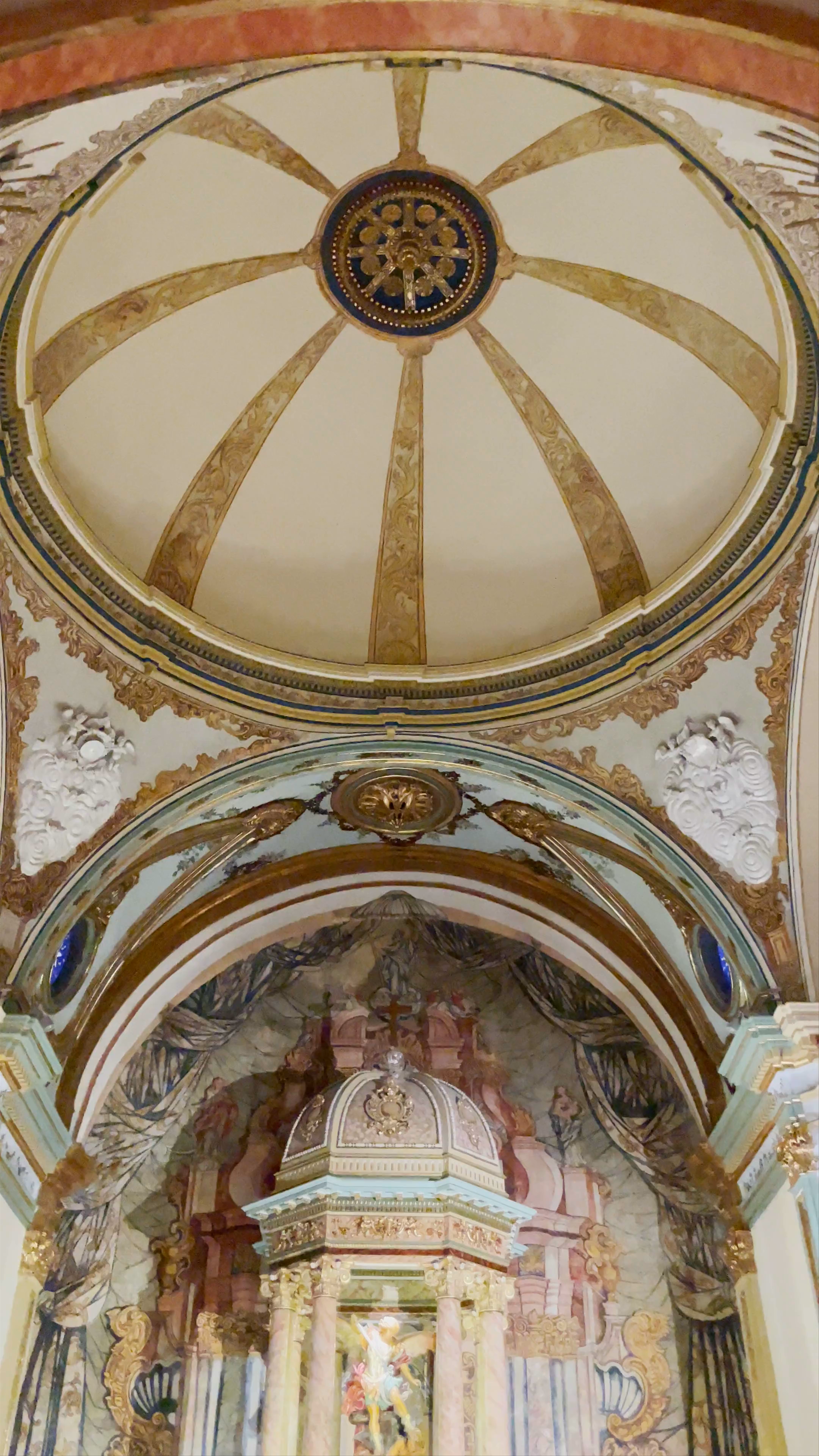 Parroquia De San Miguel: Baroque Splendor and Sacred Serenity in Mula, Spain