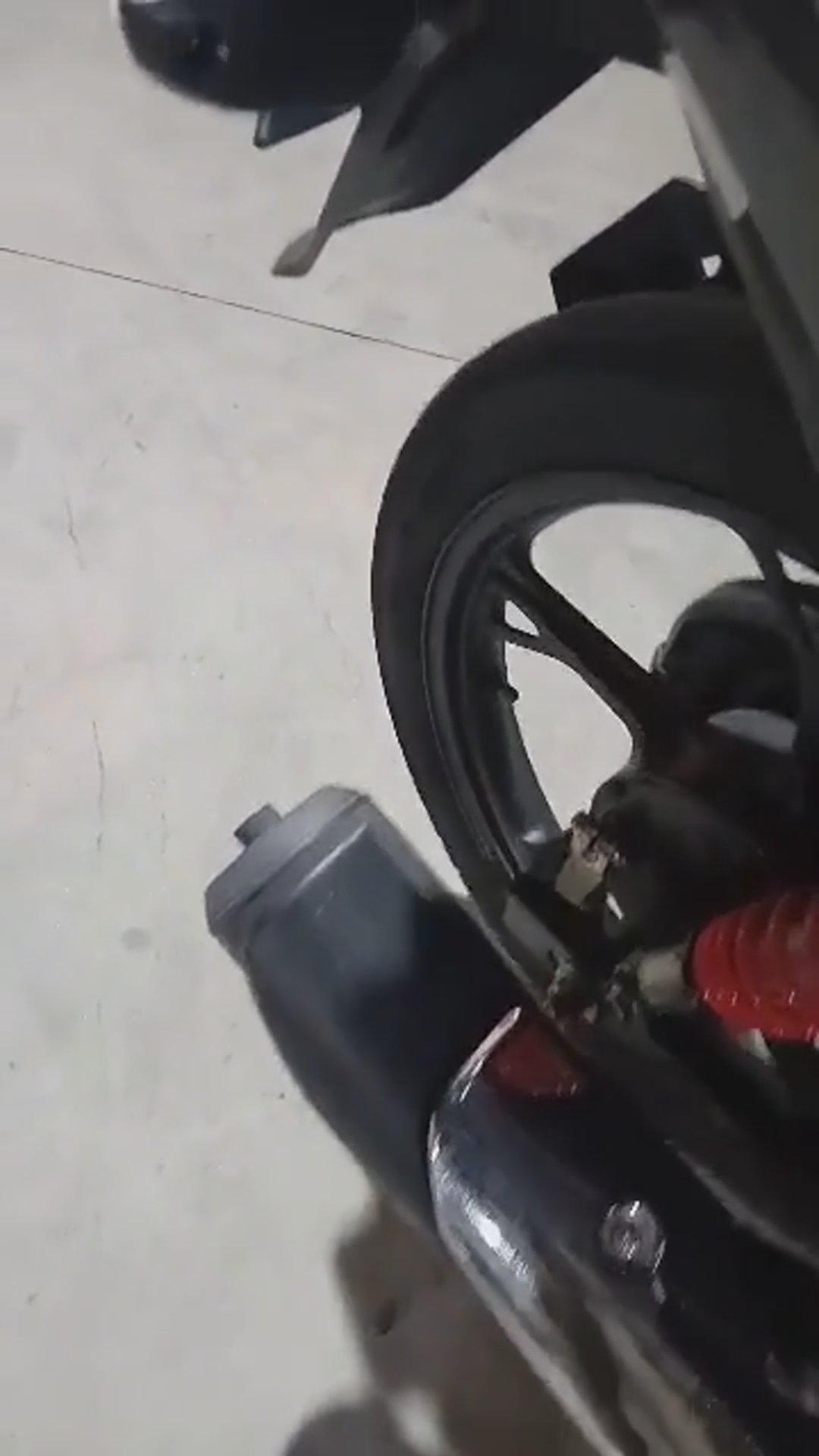Walk-around video thumbnail