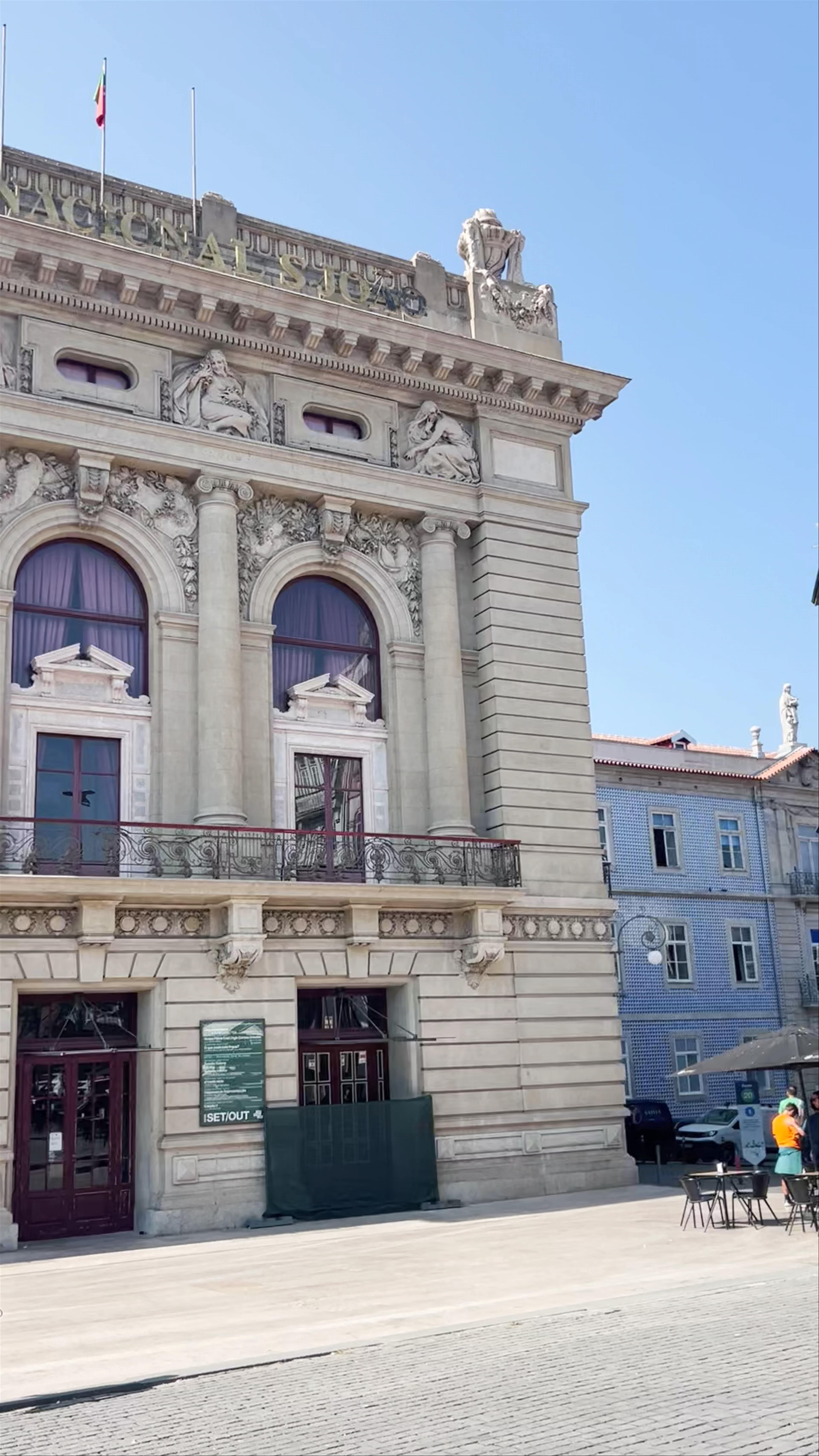 Teatro Nacional São João, Praça da Batalha