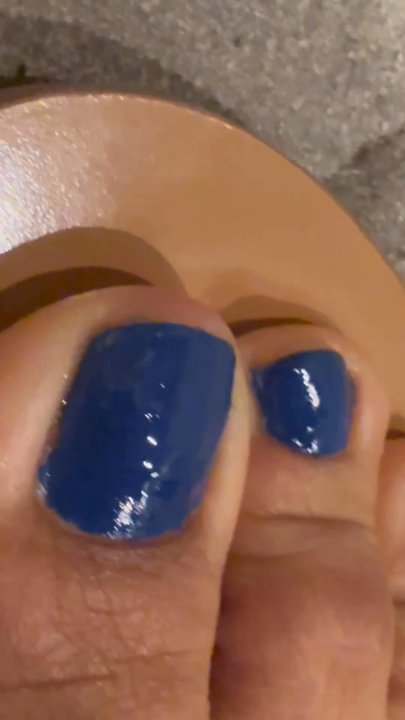 Unique Nails and Spa - Horrible shaping ,  all messy - Nail Salons Near Me - Harrisburg, North Carolina