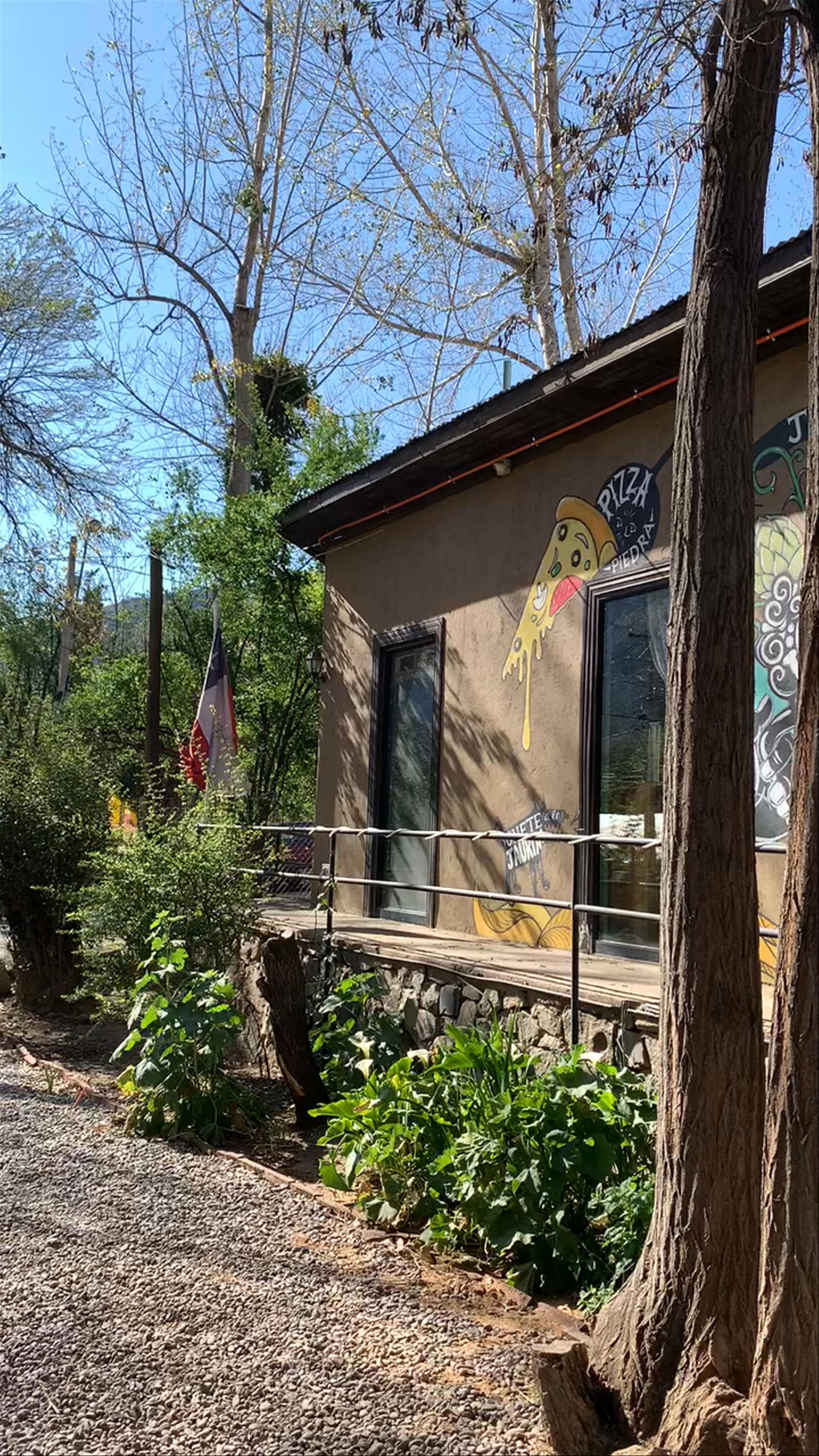 Cervecería y Pizzería Jauría - Bernardo O'Higgins