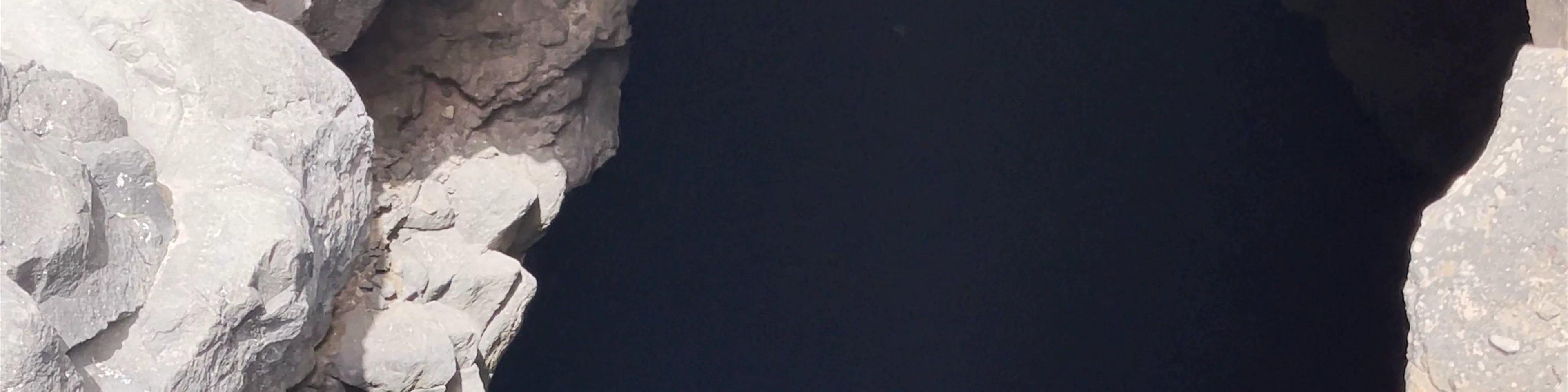Buracona - Blue Eye Cave