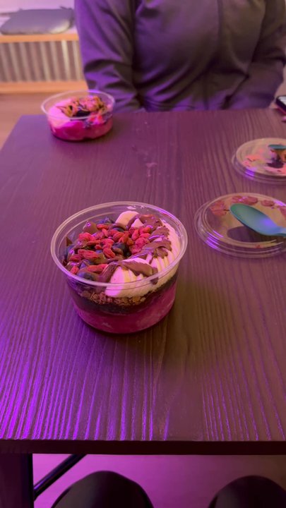 Crumb Acai Bar - Upstairs seating - Juice Bars & Smoothies Near Me - Oswego, New York