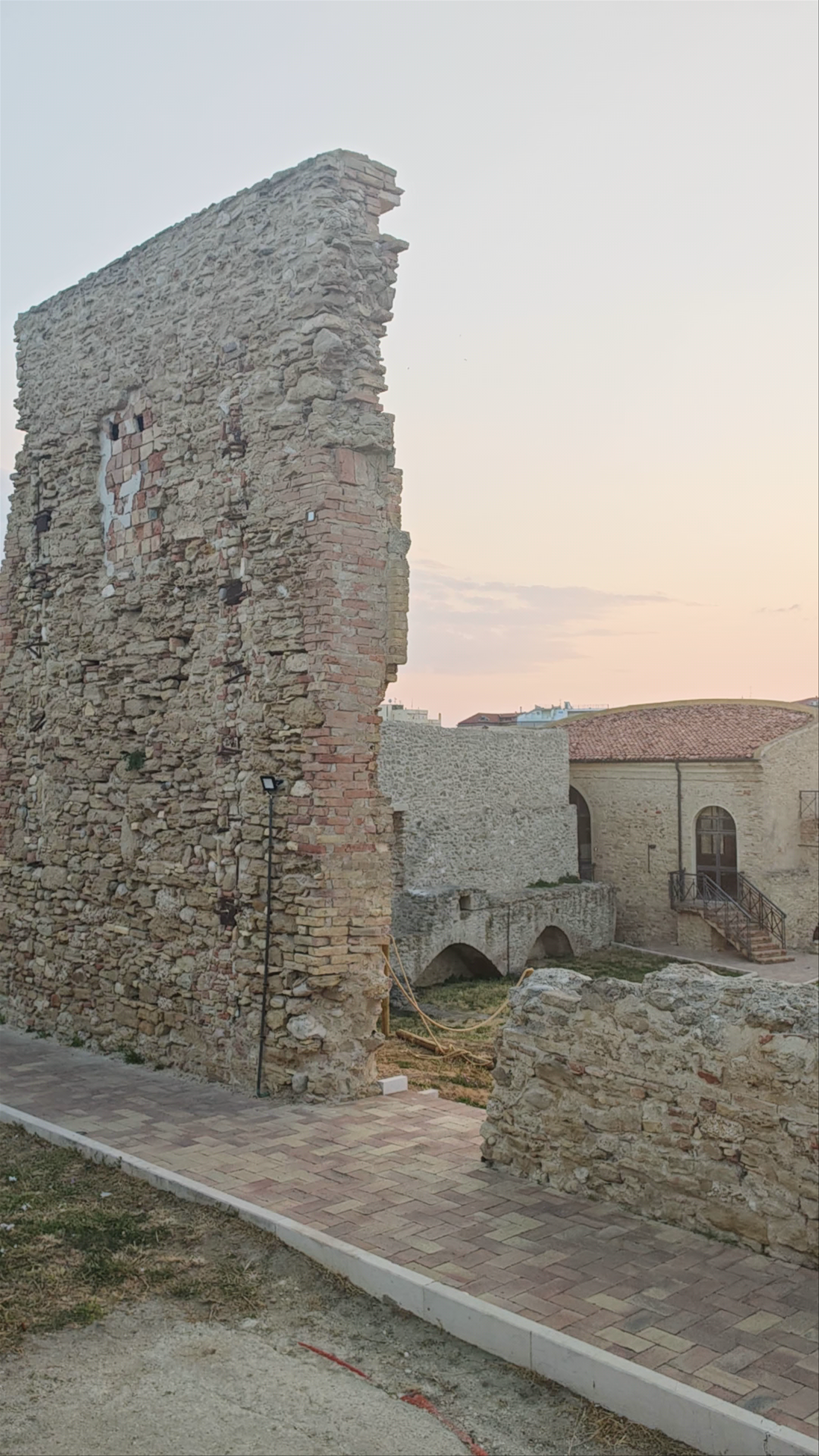Castello Aragonese