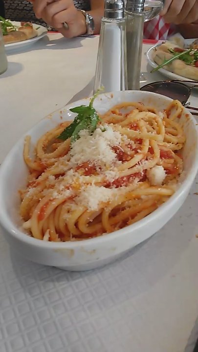 Casa Nobile - La bonne grosse escalope de veau milanaise et ses spaghettis - Italian Near Me - Lyon, 69