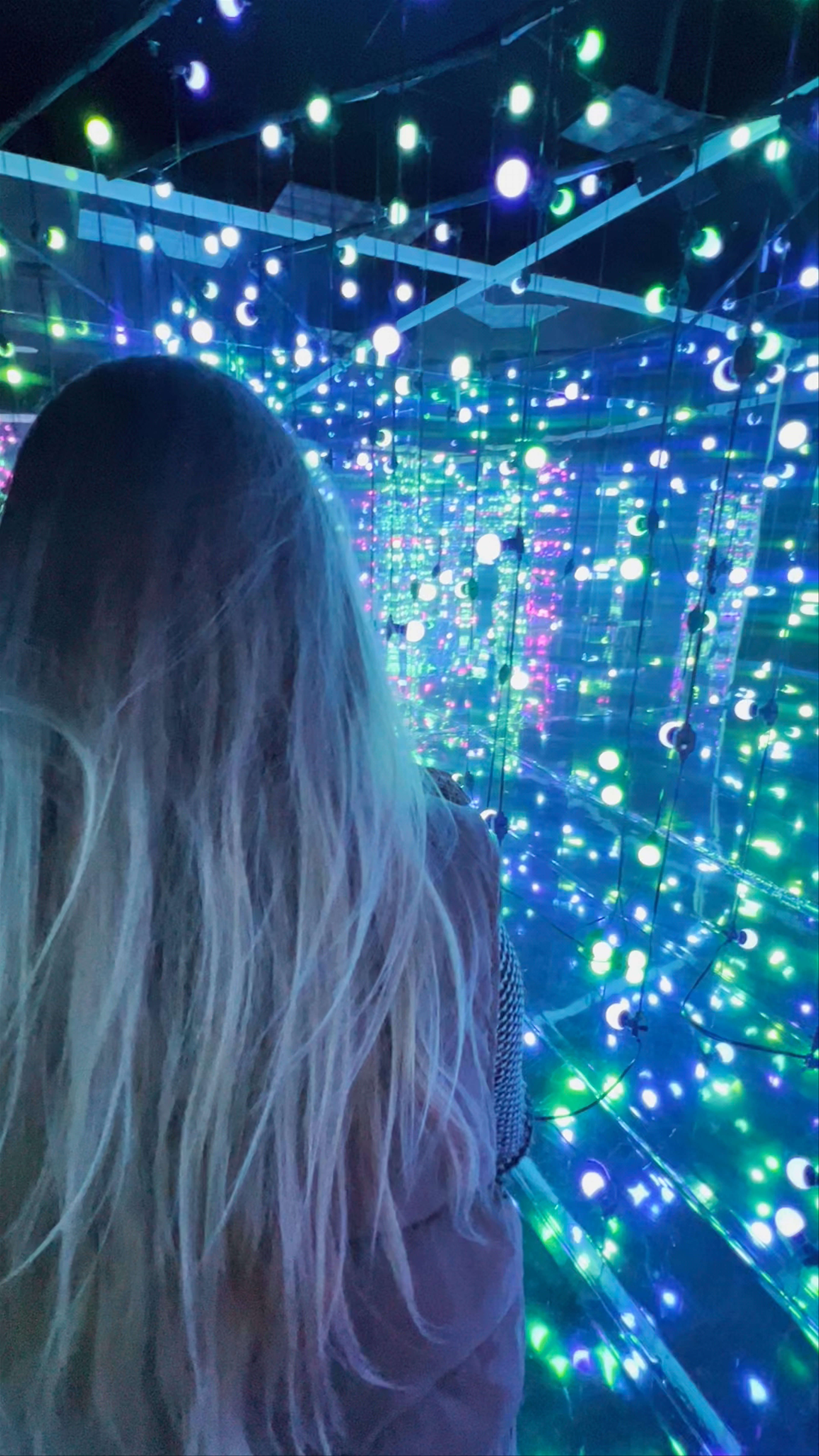 Dopamine Land D.C.: A Multisensory Interactive Light Experience in Washington, DC